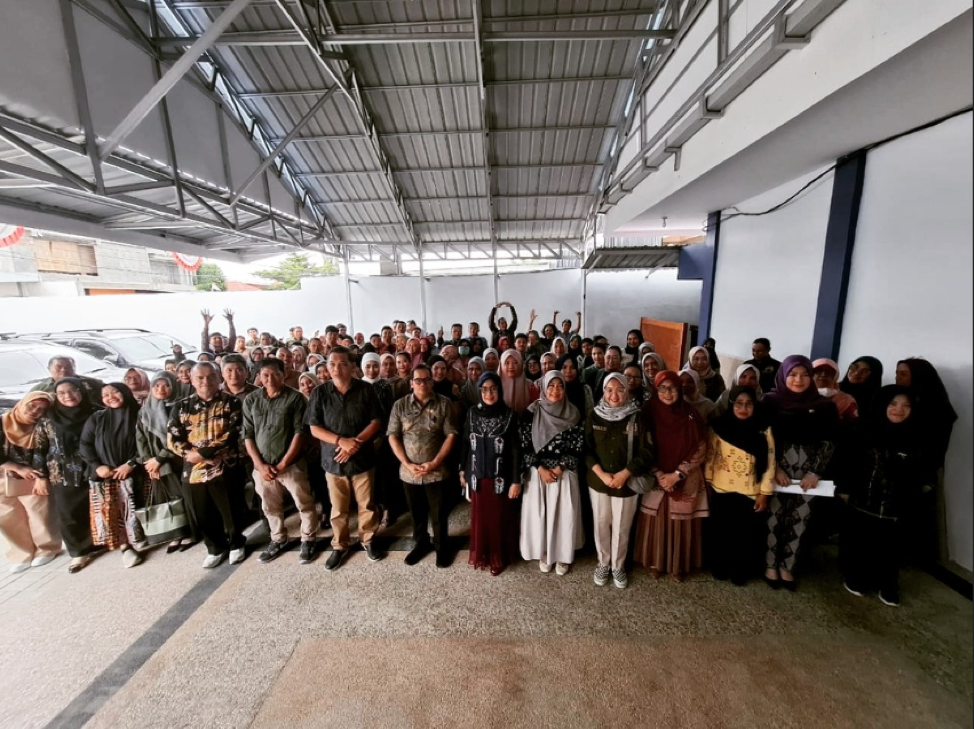 Pada Hari Pertama Masuk Kantor Libur Natal dan Tahun Baru